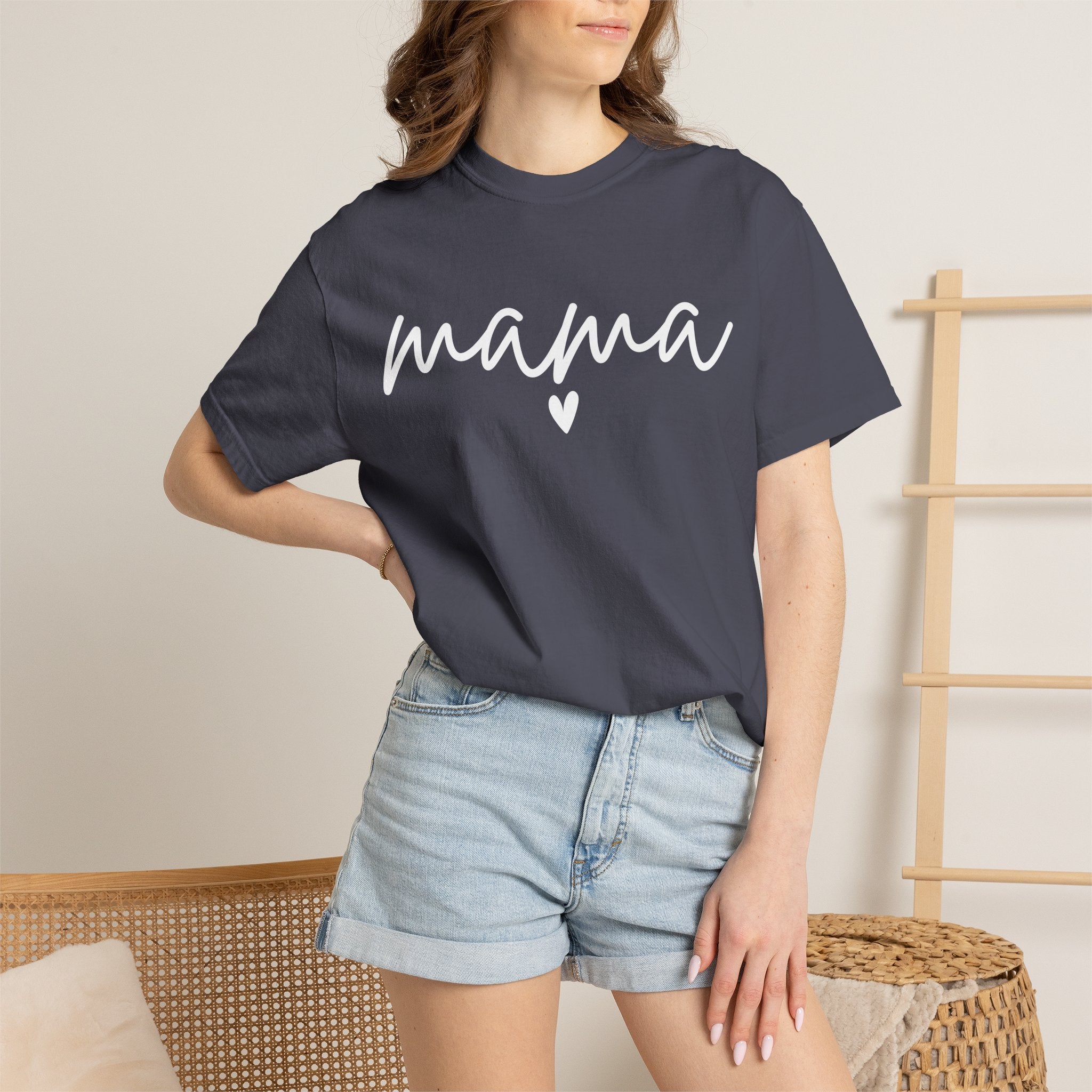 Mama Script T‑Shirt — Cozy 'mama' Heart Tee for Moms, Mother's Day Gift