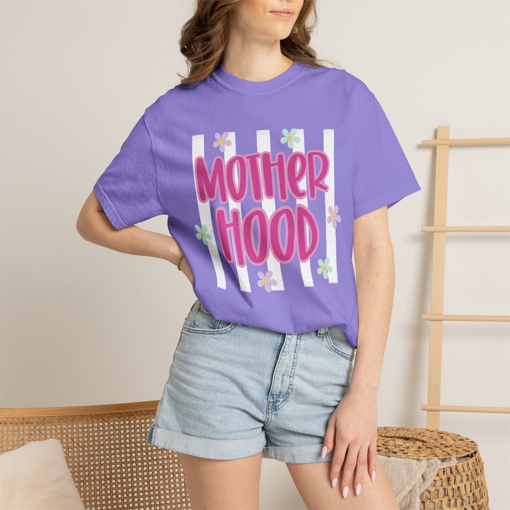 Motherhood Retro Flower T-Shirt — Vintage-Inspired Mom Tee