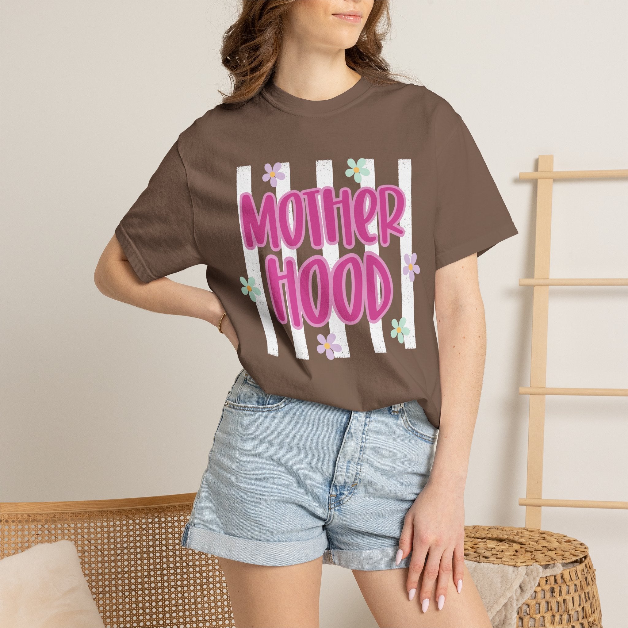 Motherhood Retro Flower T-Shirt — Vintage-Inspired Mom Tee