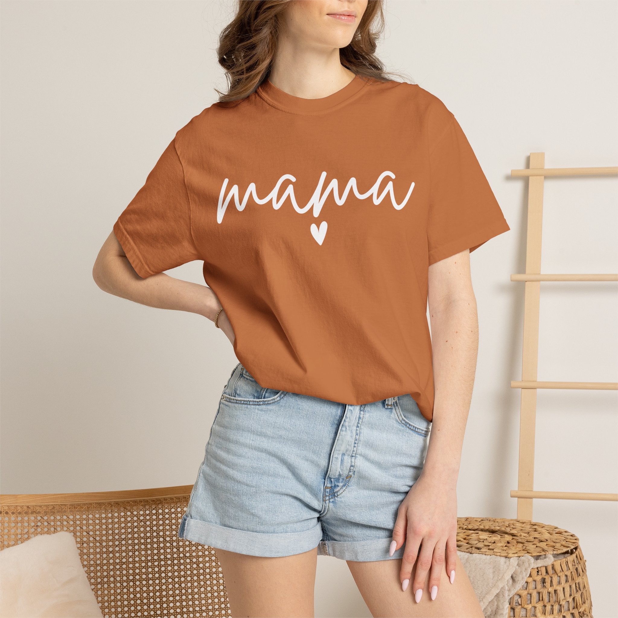 Mama Script T‑Shirt — Cozy 'mama' Heart Tee for Moms, Mother's Day Gift