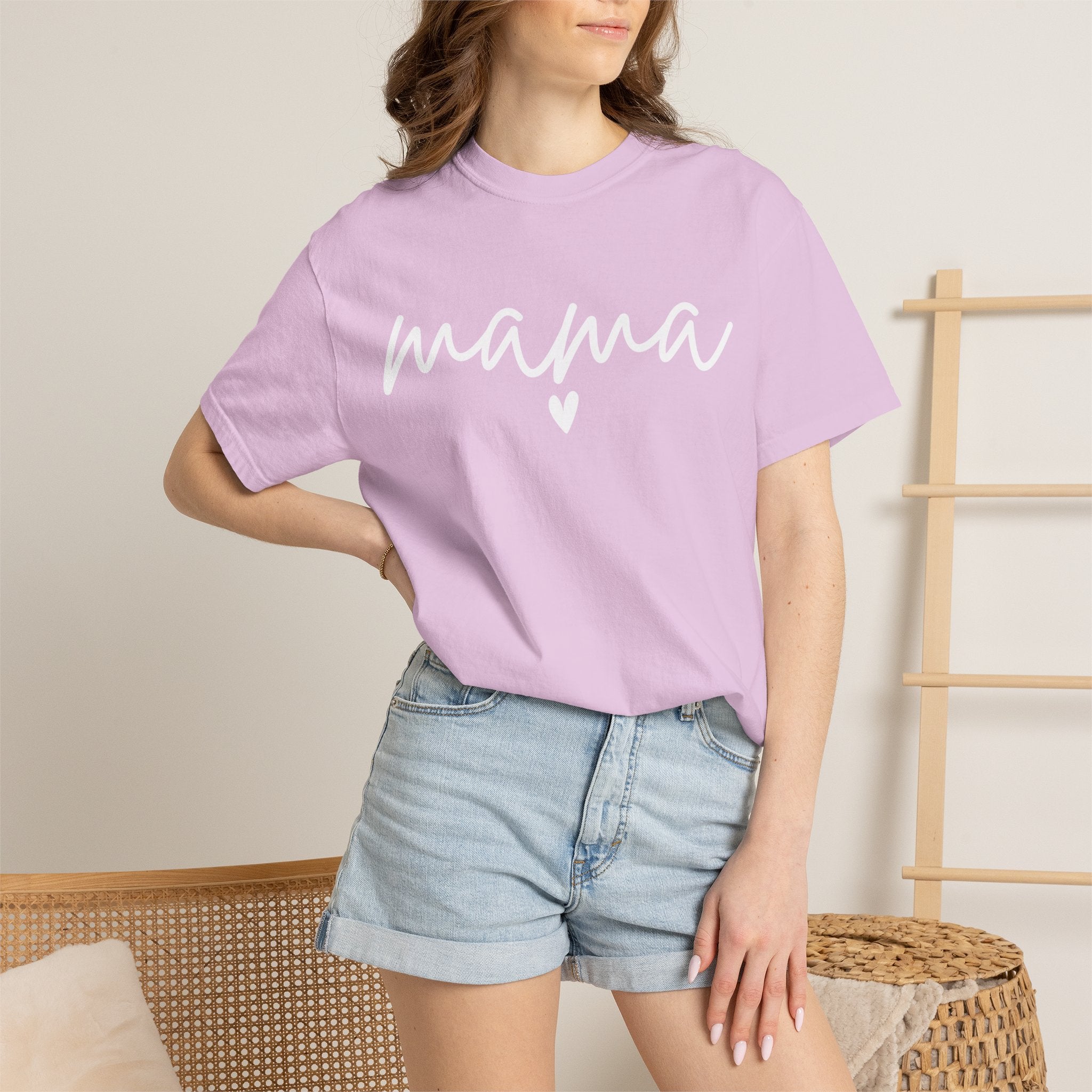 Mama Script T‑Shirt — Cozy 'mama' Heart Tee for Moms, Mother's Day Gift