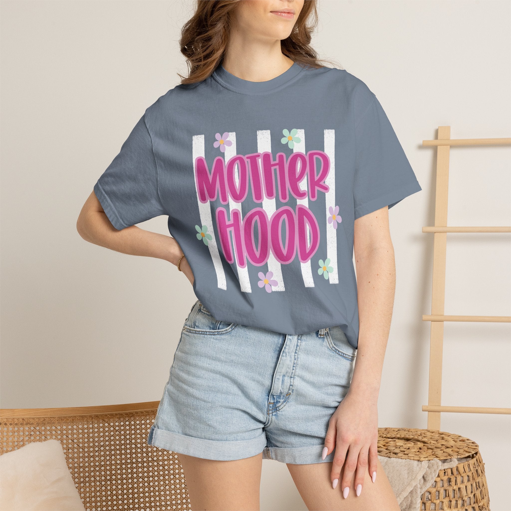 Motherhood Retro Flower T-Shirt — Vintage-Inspired Mom Tee