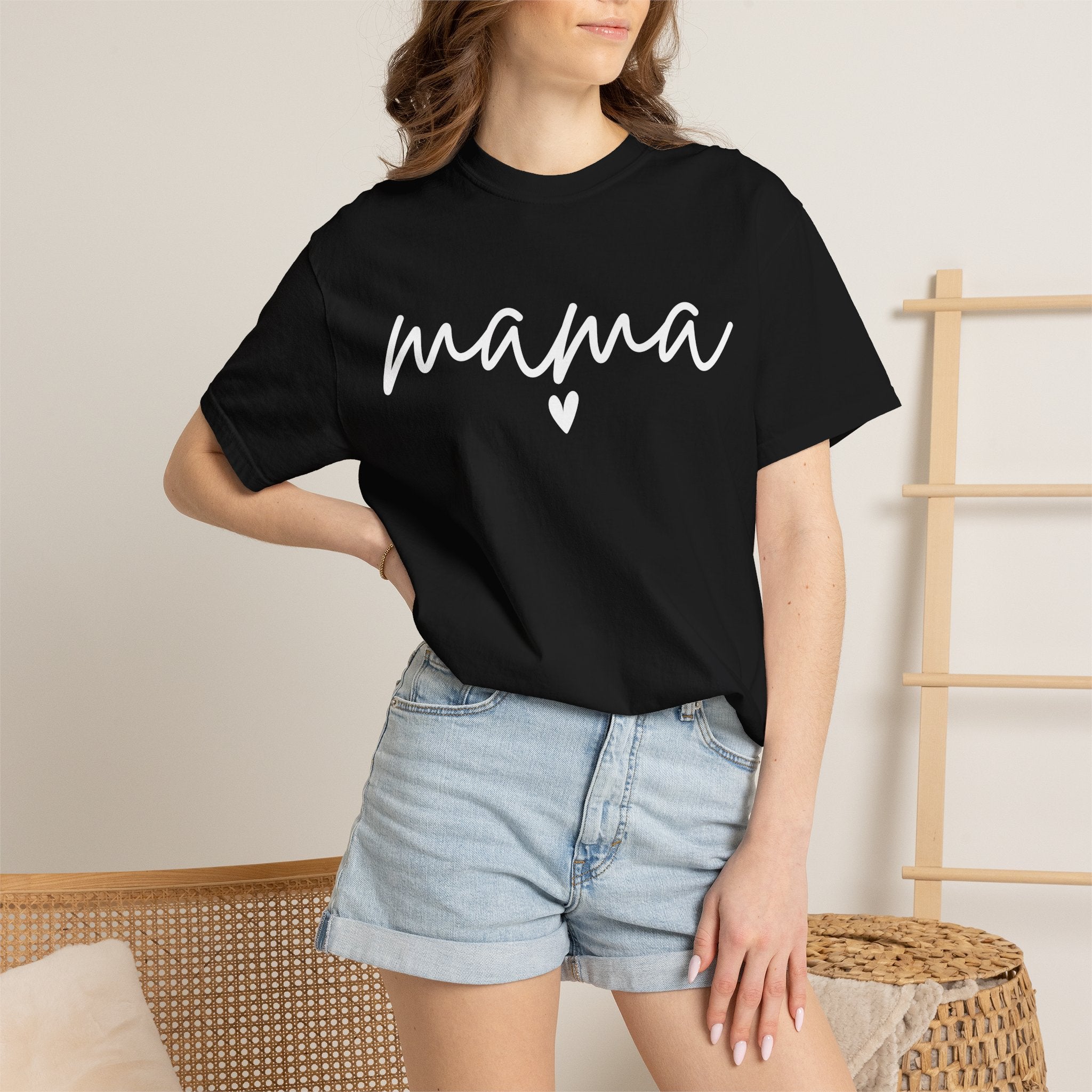 Mama Script T‑Shirt — Cozy Mom Graphic Tee (Heart Accent)