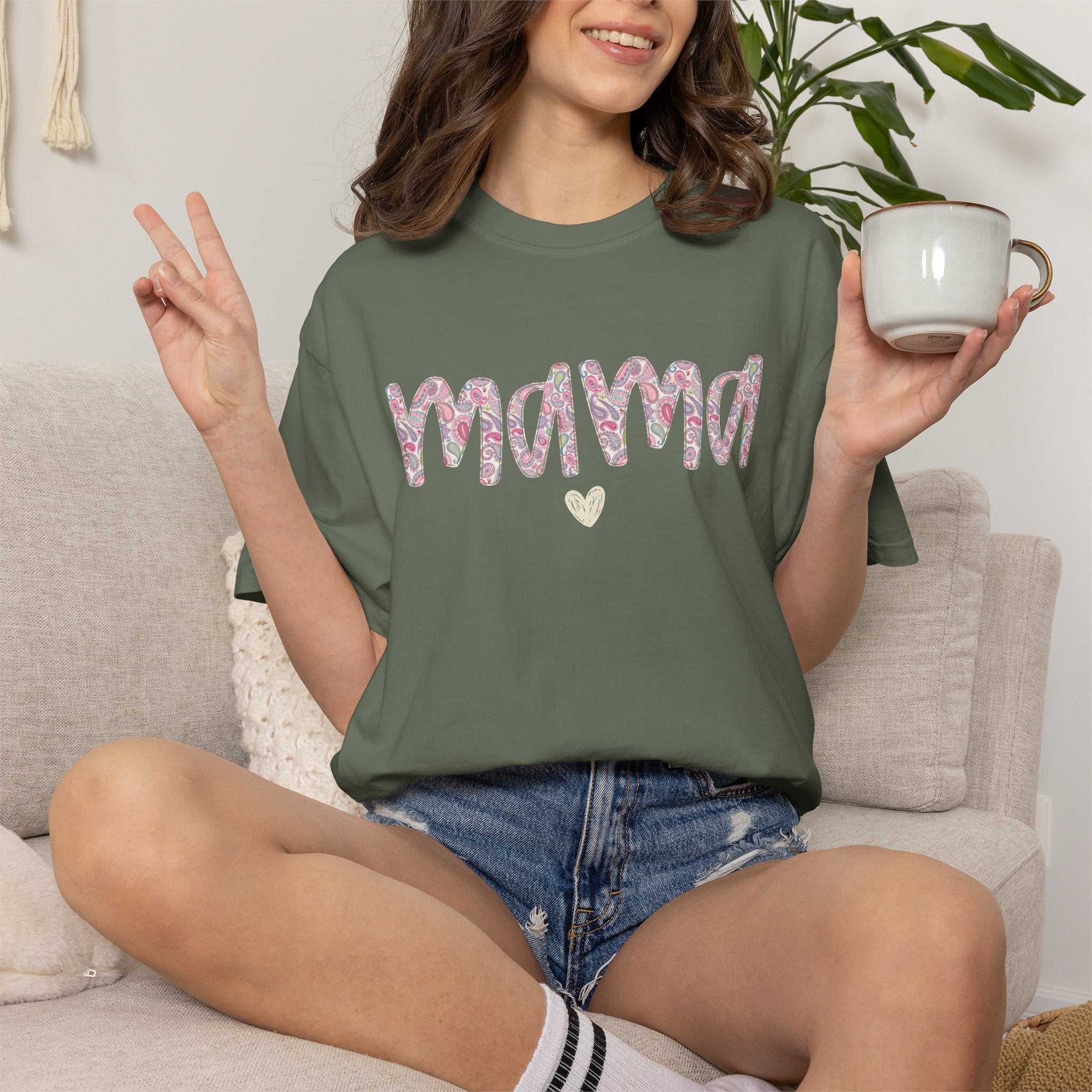Mama Floral Script T-Shirt — Feminine Mother’s Day Tee